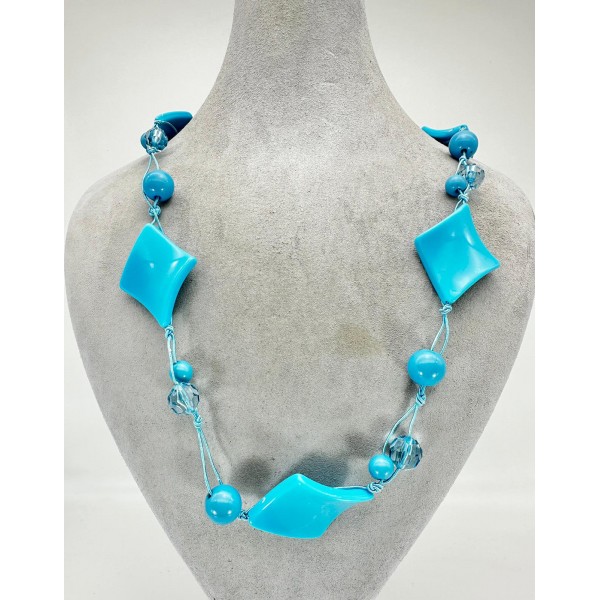 Mavi Taşlı Boncuklu Kolye